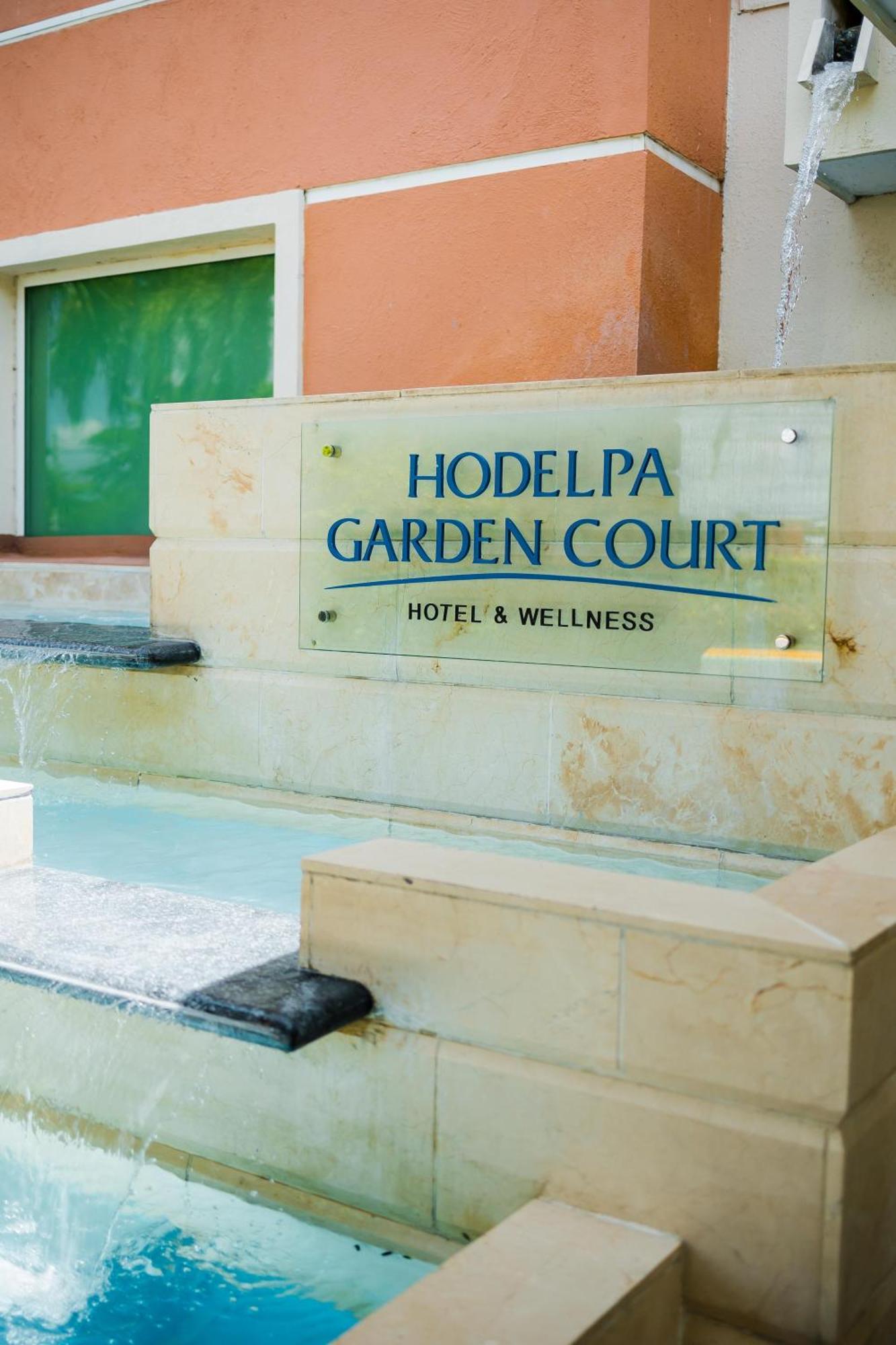 Hodelpa Garden Court Hotel Santiago De Los Caballeros Exterior photo