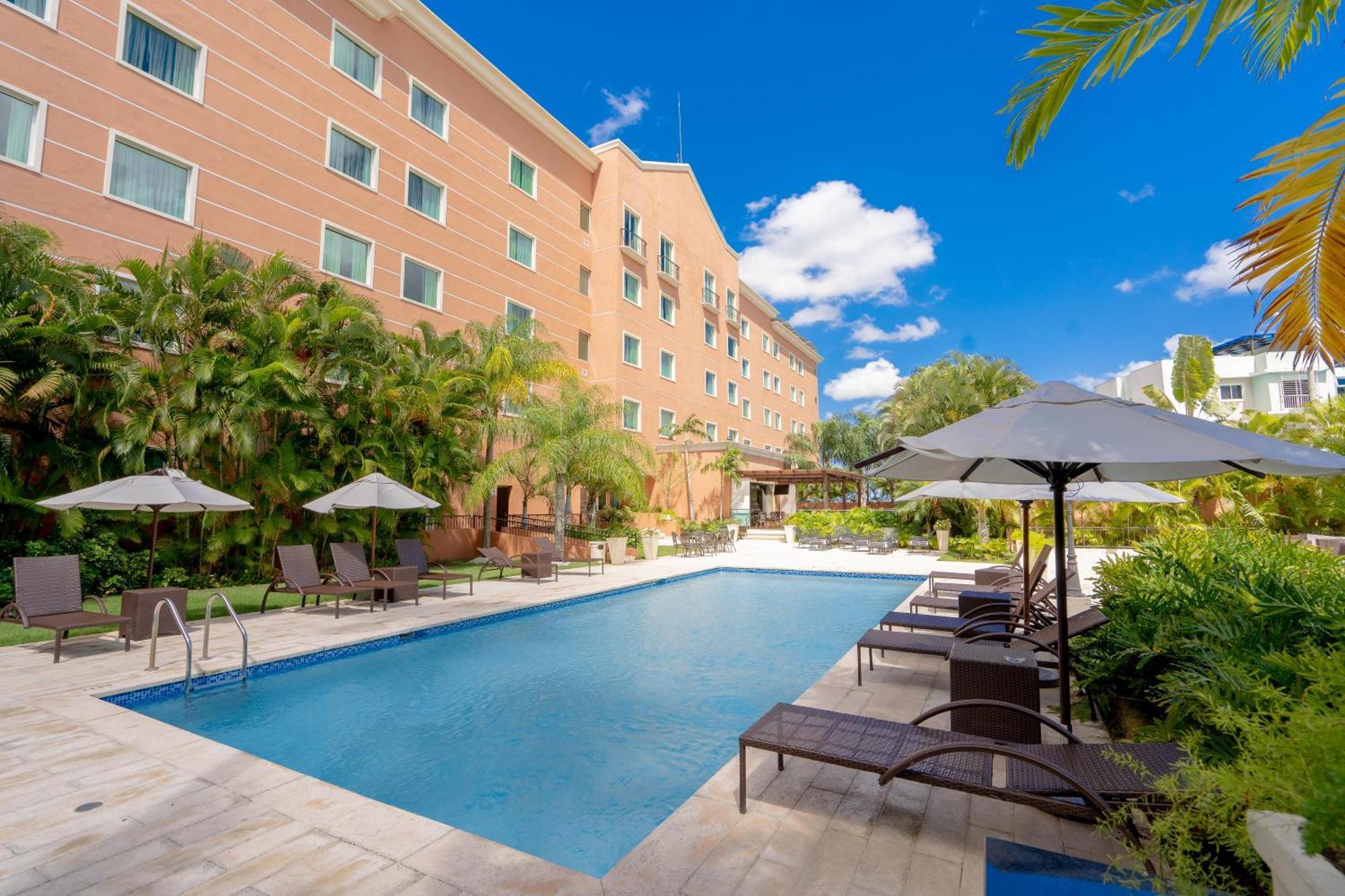 Hodelpa Garden Court Hotel Santiago De Los Caballeros Exterior photo